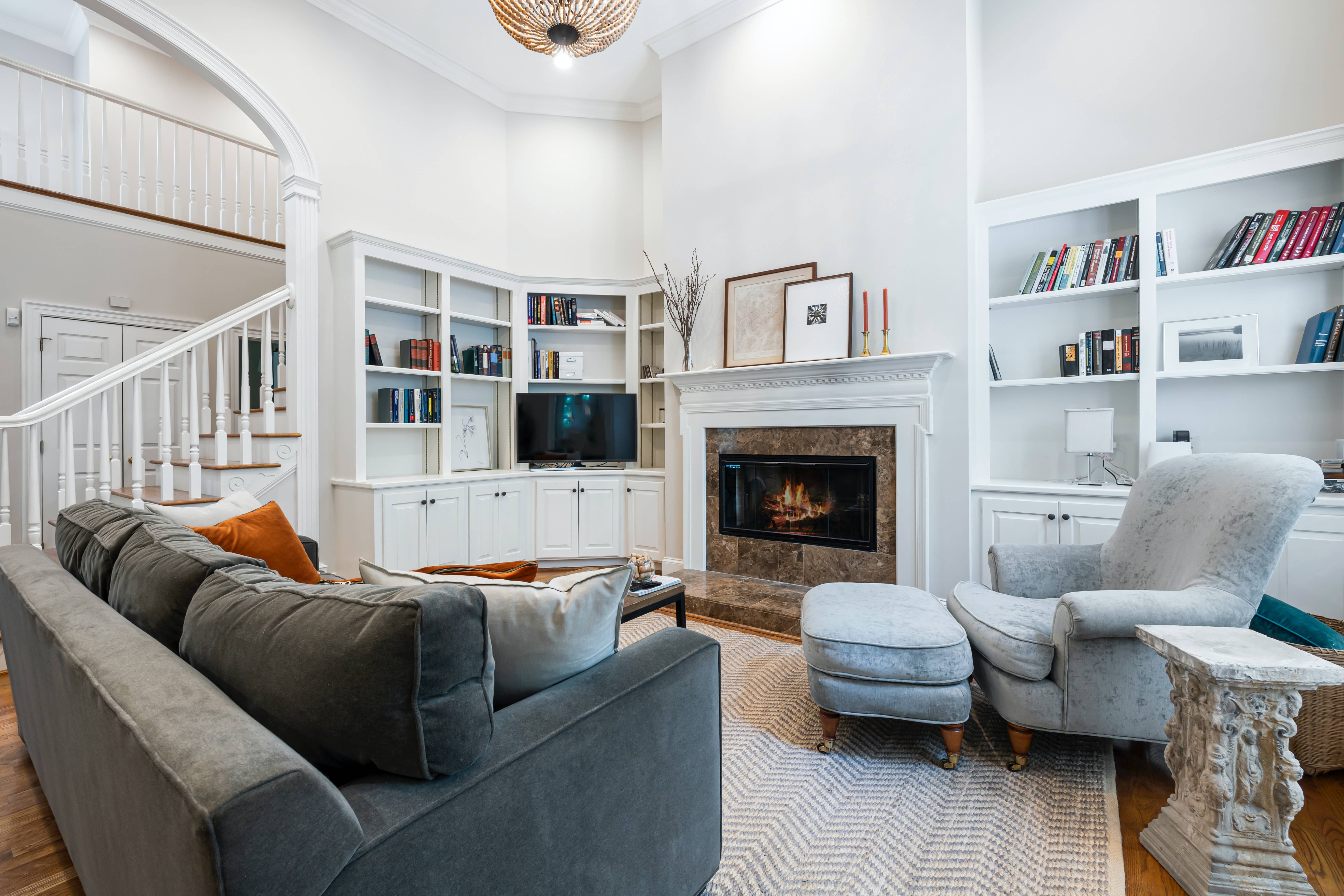 Dartmouth neighborhood interior view